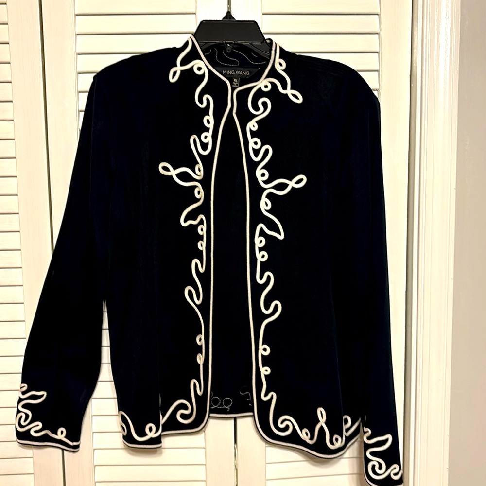 Ming Wang Knit Sweater with Artful White Piping